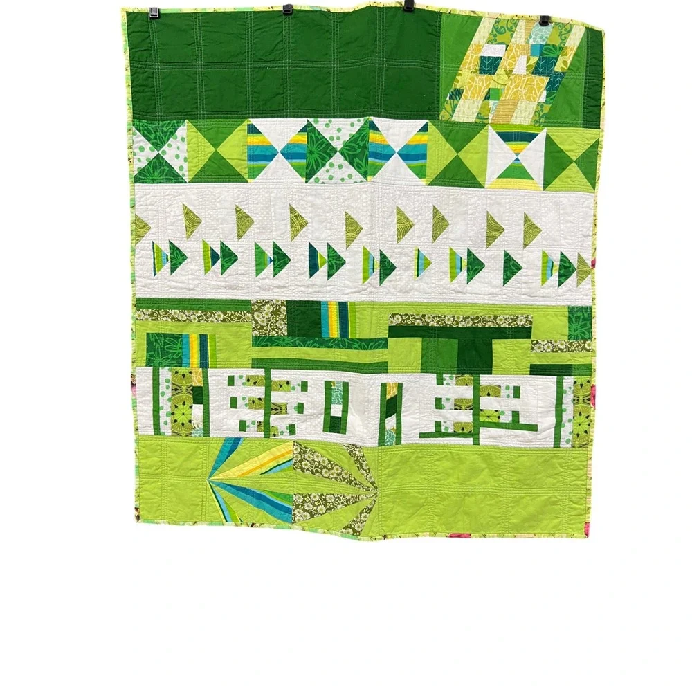 Modern Green Geometric Patchwork Quilt 40x40 Wall Hanging Small Throw